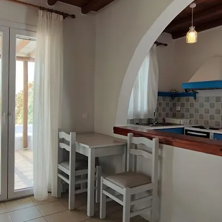 Noa Tinos דירה *